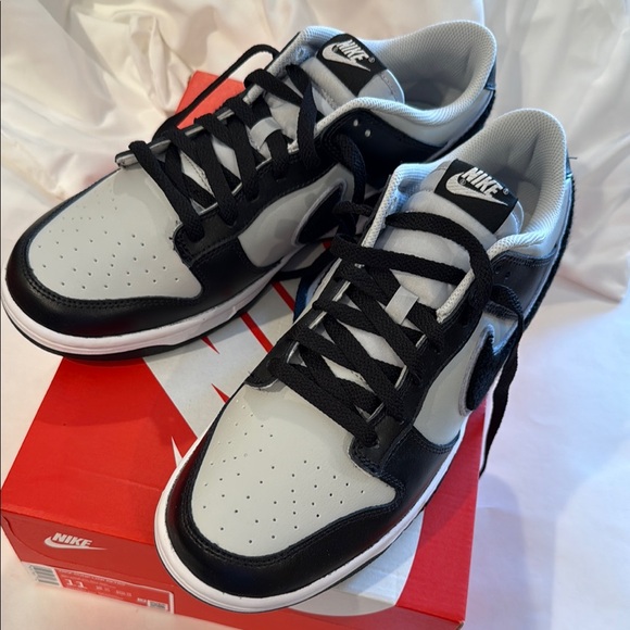 Nike Dunk Low Retro 
Grey fog/black -wolf grey - Picture 3 of 12